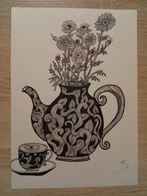 Tea pot by Eleni Savvidou